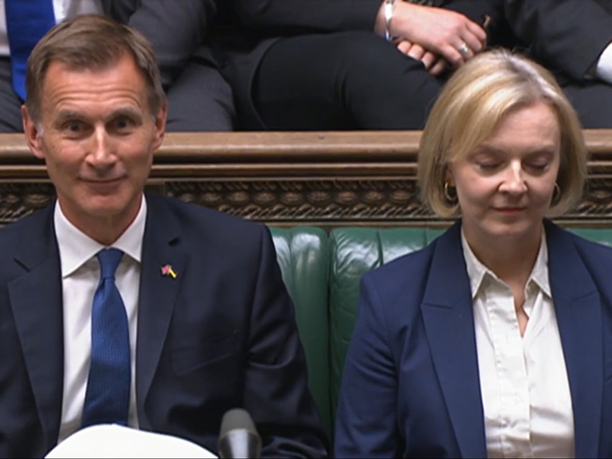Liz Truss news – live: Hunt insists PM will still be in job at Christmas amid calls to oust her