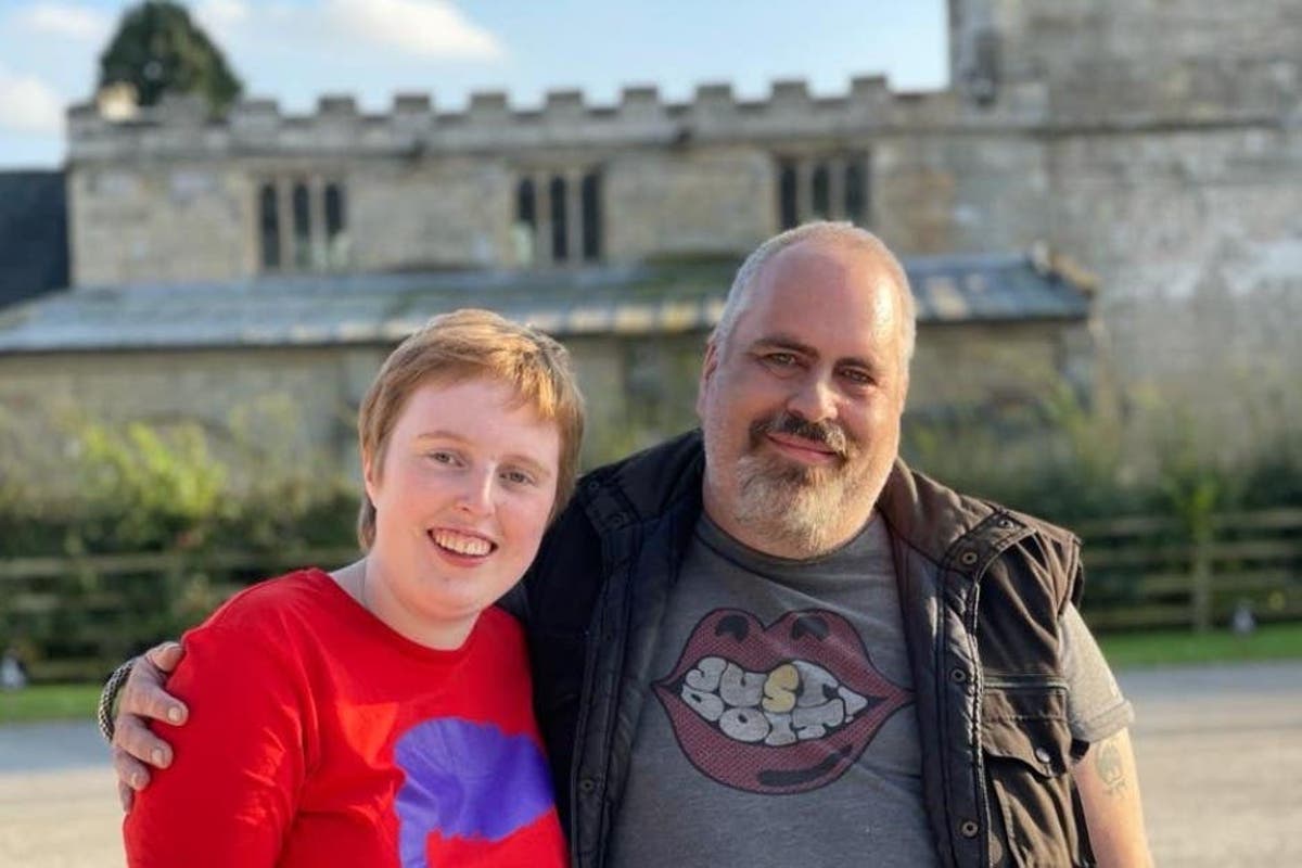 Woman born in prison amazed to realise her birth father kept treasured photograph