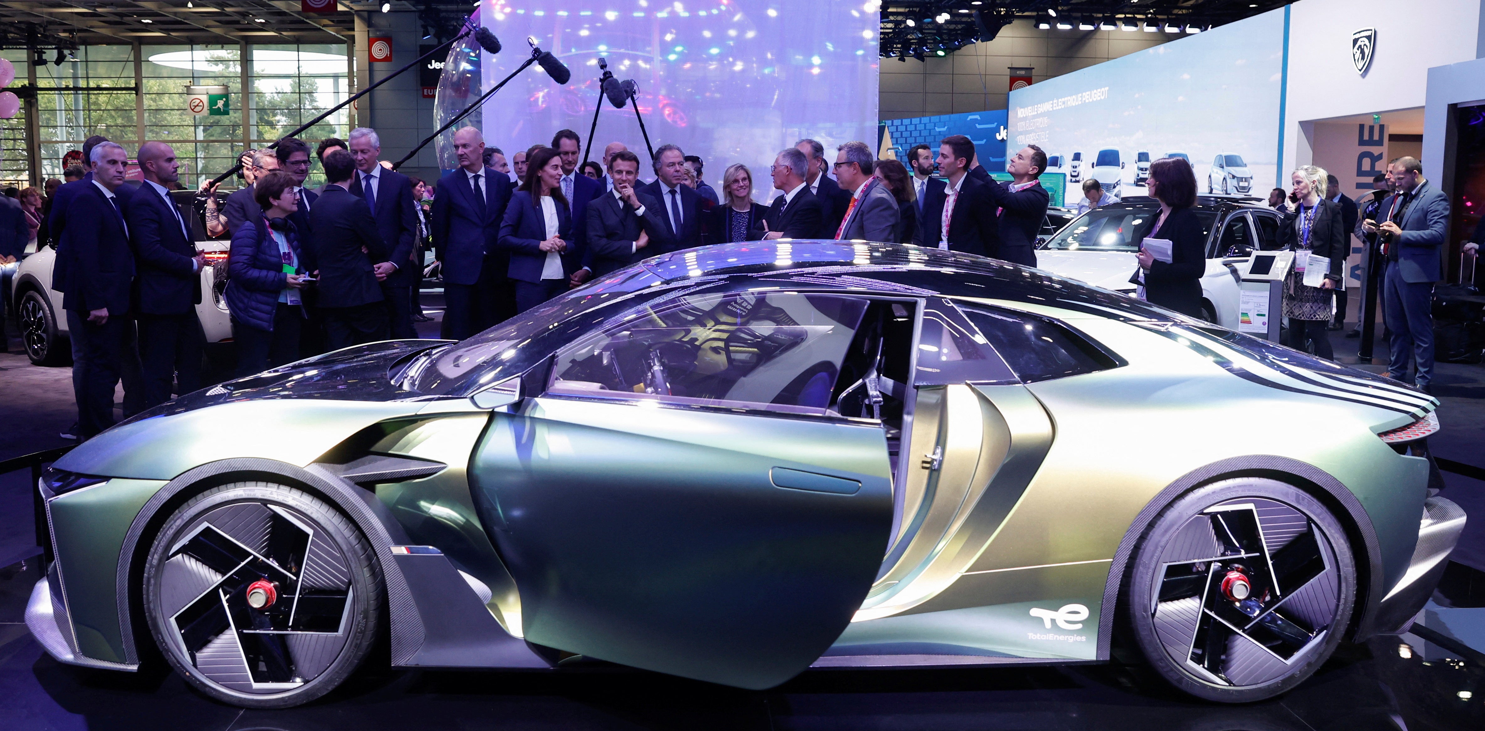 Europe Automakers Paris Show