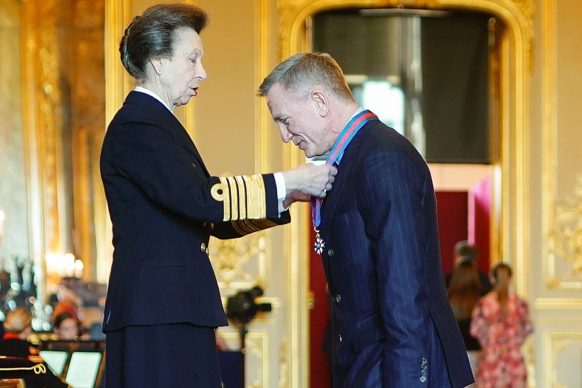 James Bond actor Daniel Craig receives same honour as 007 at Windsor Castle