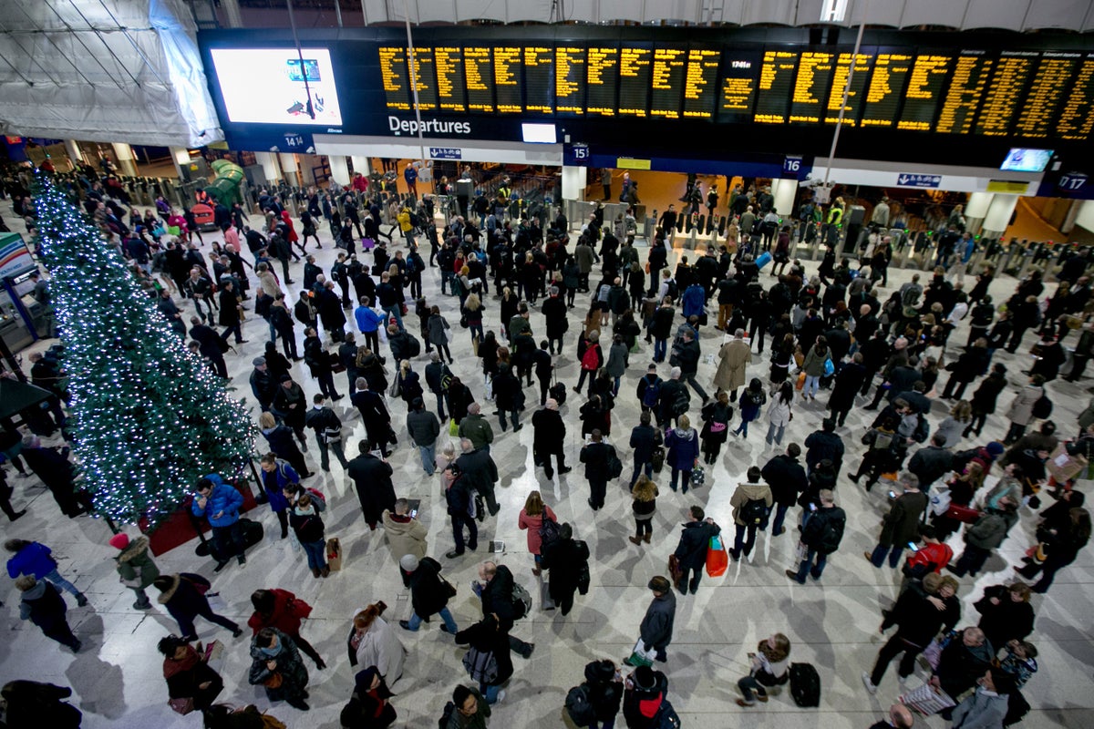 More Network Rail strikes announced as workers to walk out on three days in November