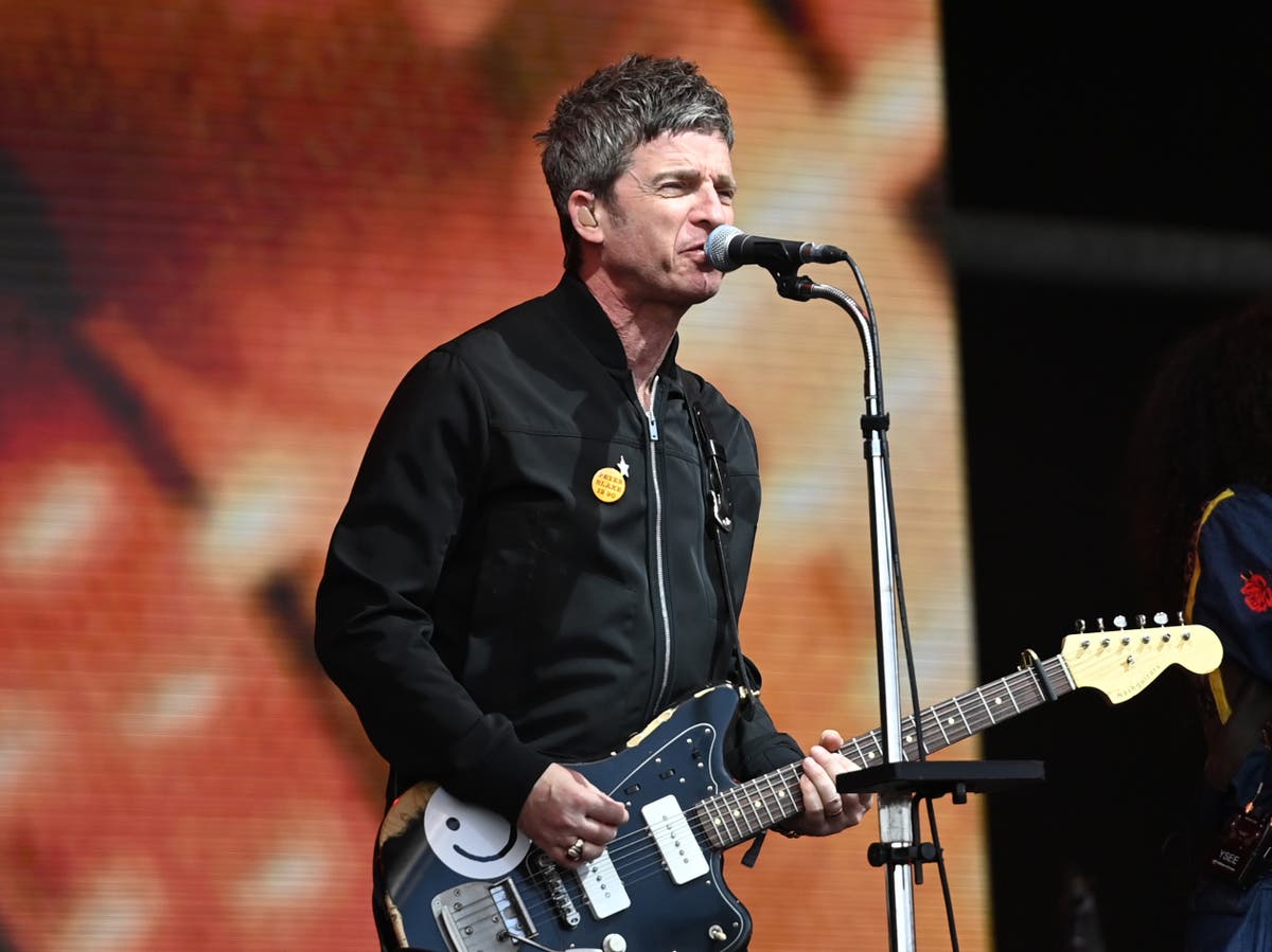 Noel Gallagher says there’s ‘no point’ in an Oasis reunion as band ‘sells as many records now’