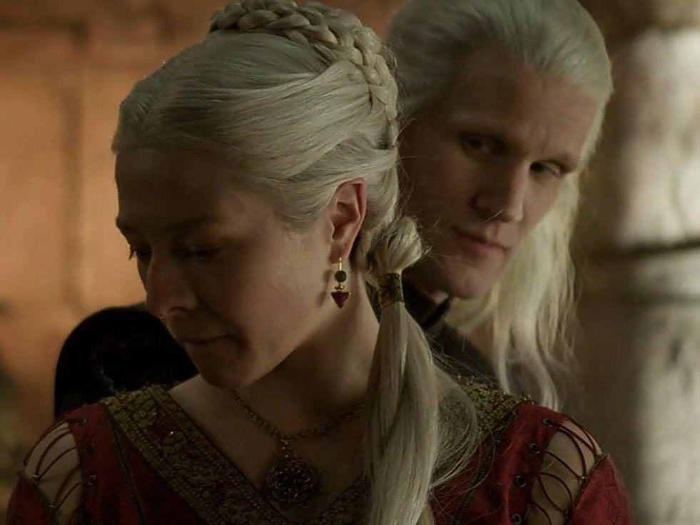 Emma D’Arcy as Rhaenyra Targaryen and Matt Smith as Daemon Targaryen in ‘House of the Dragon’