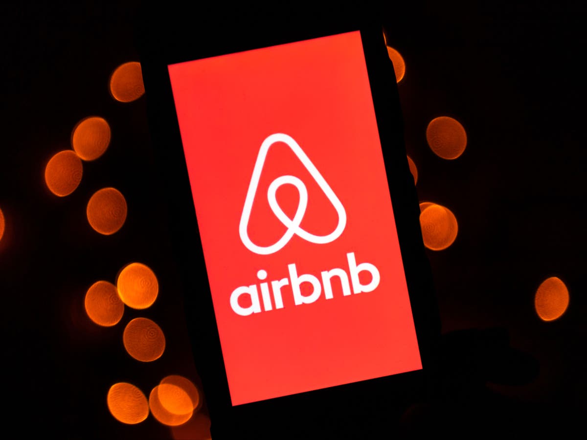 Airbnb bans one-night New Year’s Eve bookings to reinforce no parties rule