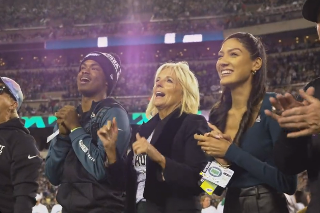 <p>First Lady Jill Biden sings the ‘Fly Eagles Fly’, the anthem for the Philadelphia Eagles on Sunday 16 October </p>