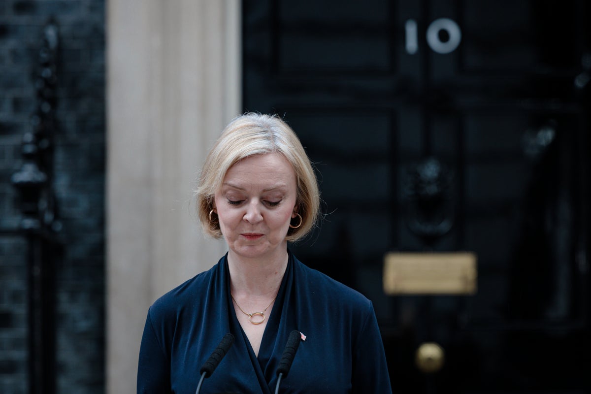 Dramatic departure of Liz Truss fuels demands for early general election
