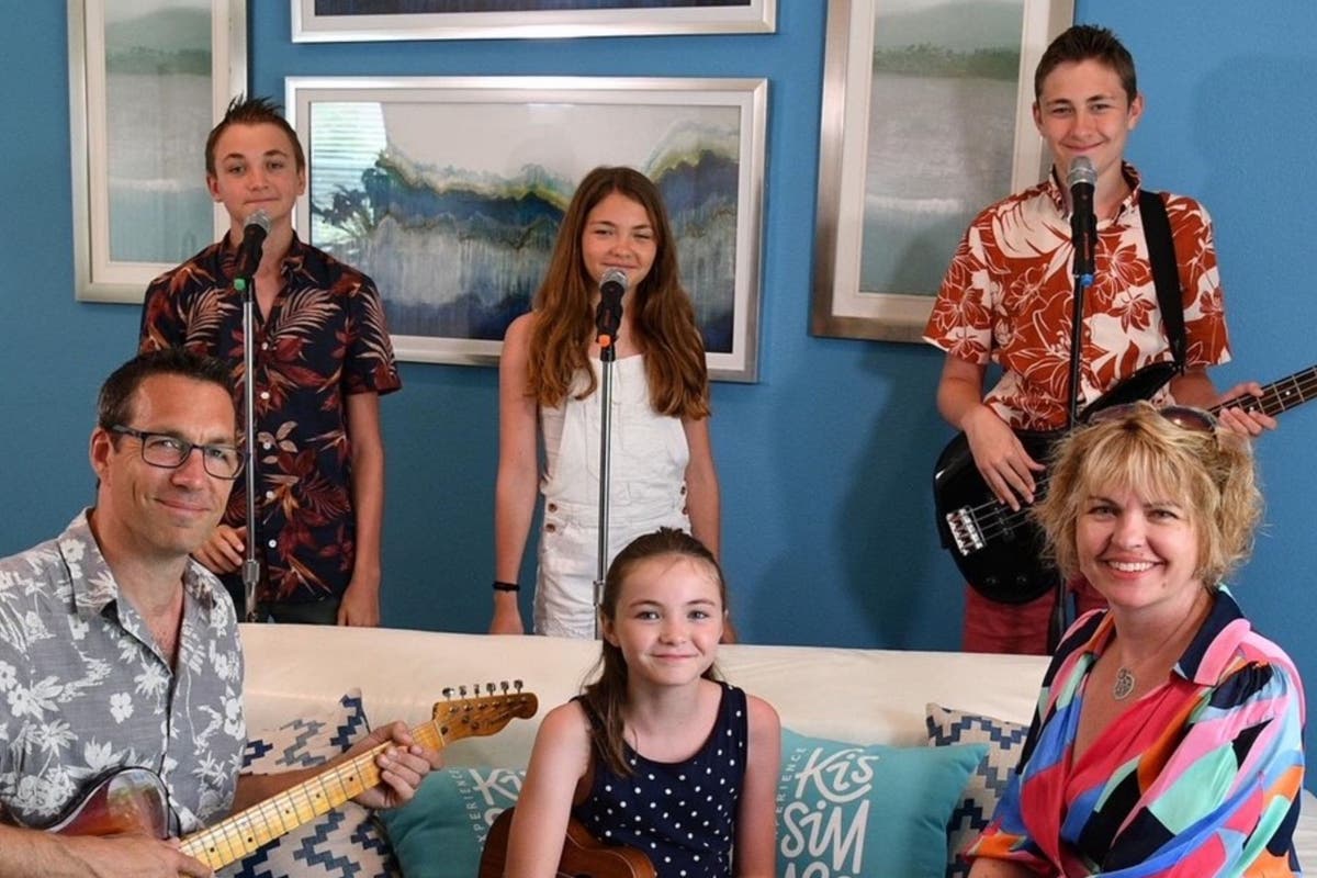 Family goes viral online for singing Suella Braverman sea shanty