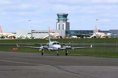 Bristol Airport apologises for ‘unacceptable’ security queues