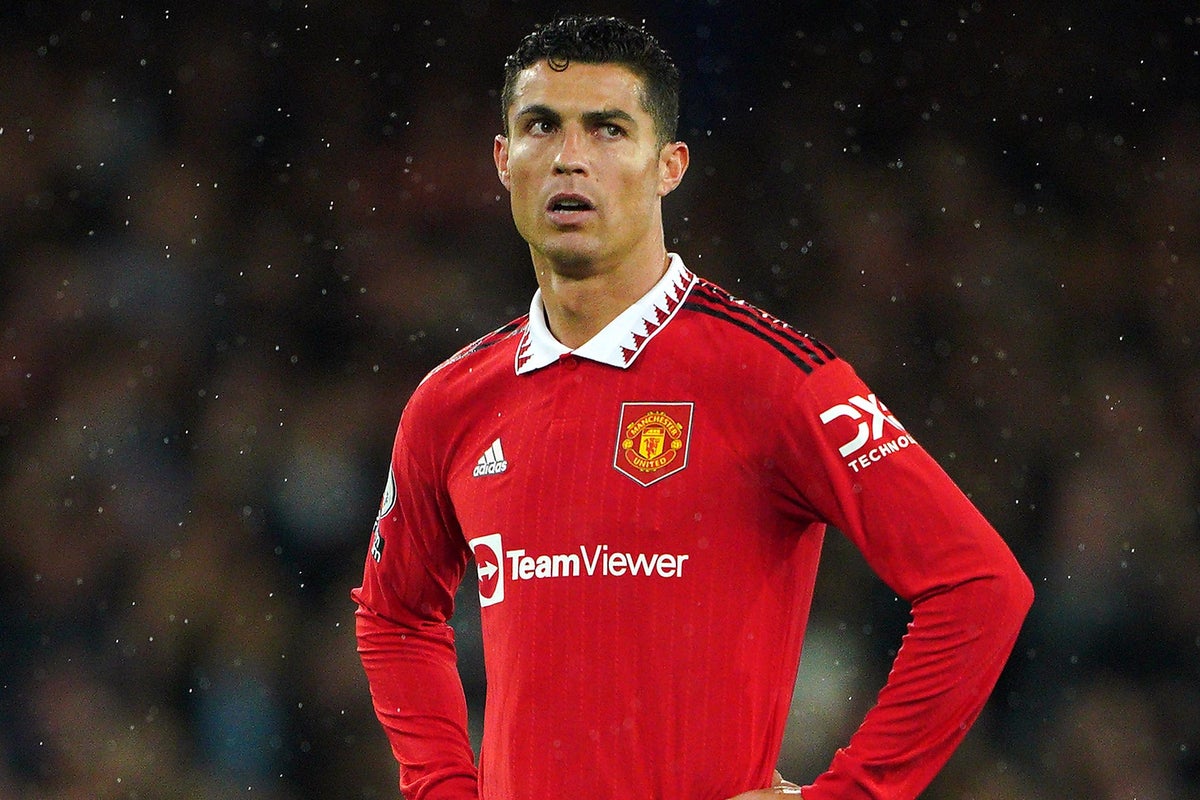 Cristiano Ronaldo's mum urges Man Utd star to make Sporting Lisbon