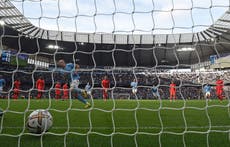 Man City return to winning ways against Brighton to close gap at top