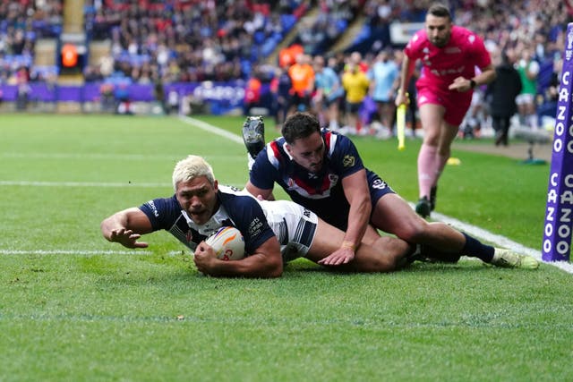 England’s Ryan Hall scores a try (Martin Rickett/PA)