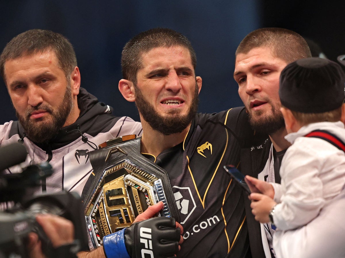 Khabib explains why he wasn’t in Islam Makhachev’s corner at UFC 294