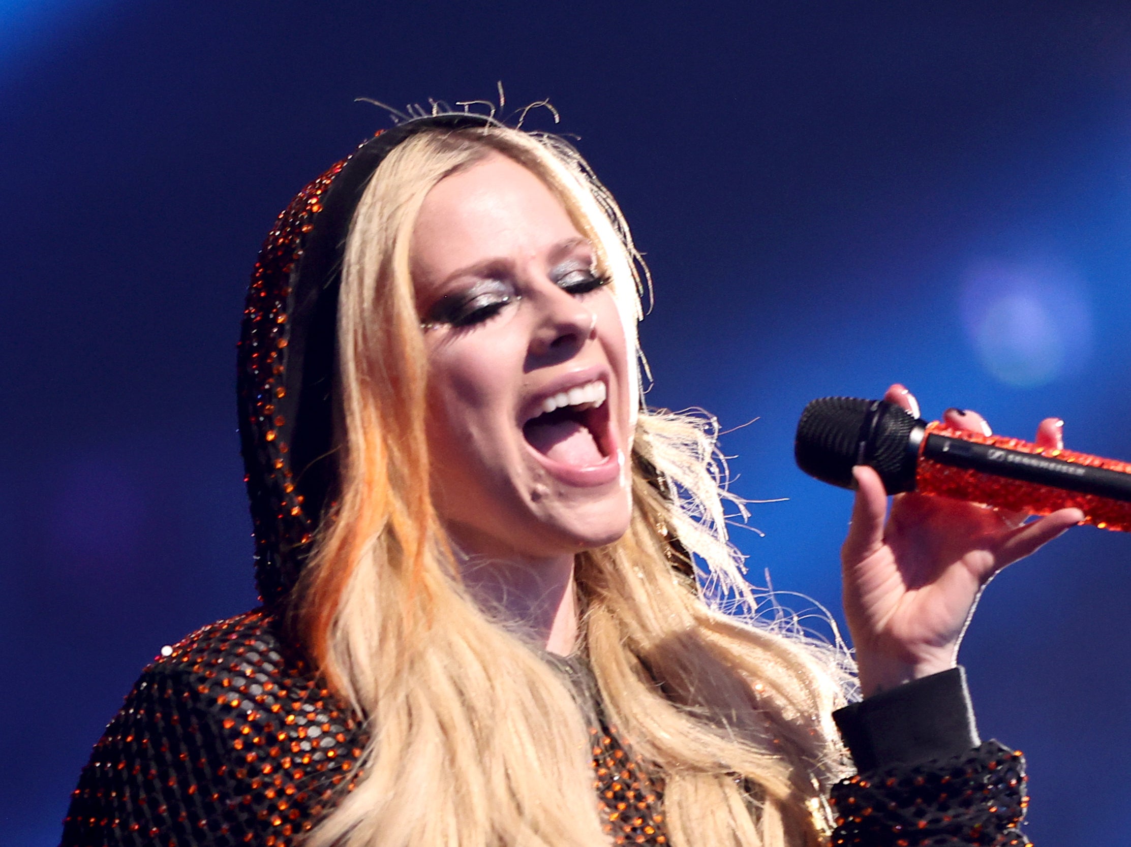 Avril Lavigne is playing the Other Stage