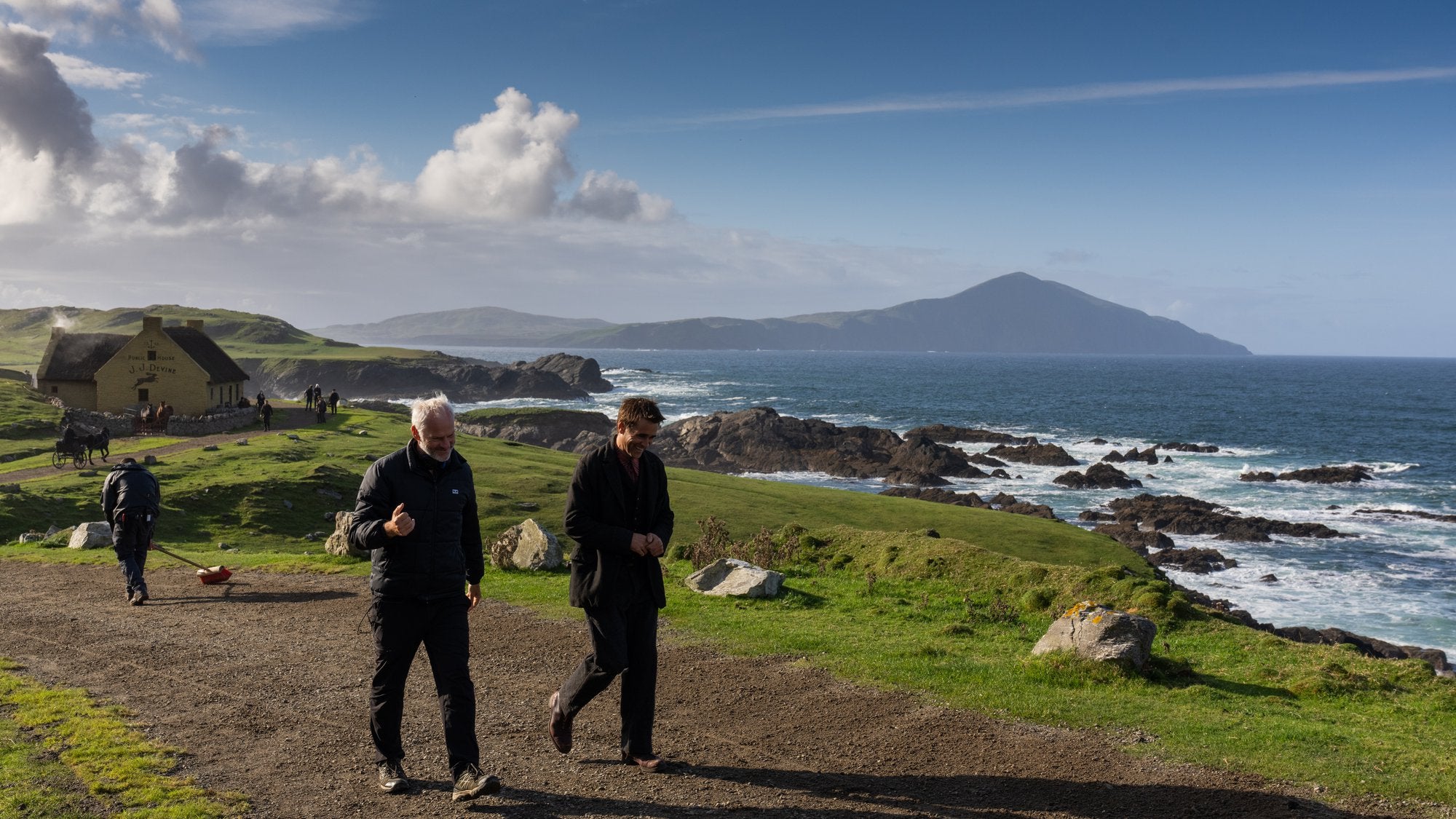 <p>Martin McDonagh and Colin Farrell on set of the film The Banshees of Inisherin</p>