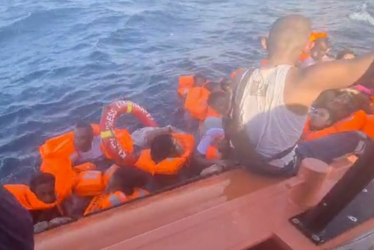 Indonesian passenger boat carrying 240 catches fire; 14 dead Indonesian passenger boat carrying 240 catches fire; 14 dead