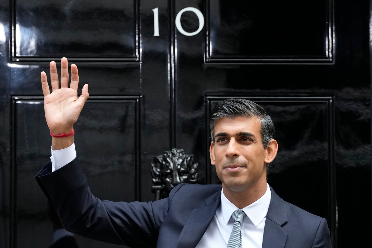 UK leader Sunak faces opposition in Parliament for 1st time