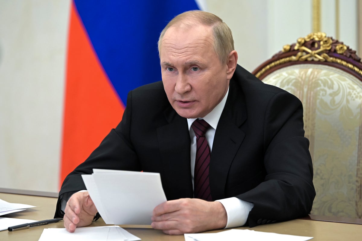 Ukraine-Russia war – live: Putin oversees drill of ‘massive nuclear strike’