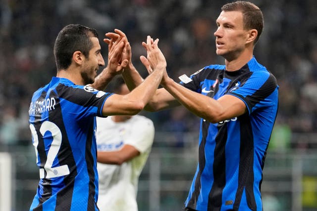 Edin Dzeko, right, scored twice for Inter (Luca Bruno/AP)