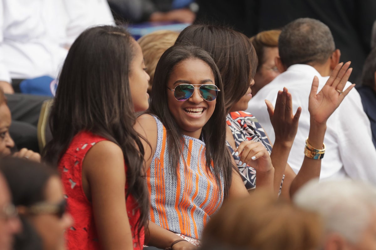 Fans defend Sasha Obama after false report about her $257 Telfar bag