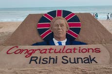 Artist honours Rishi Sunak with sand sculpture - but it looks more like one of his predecessors