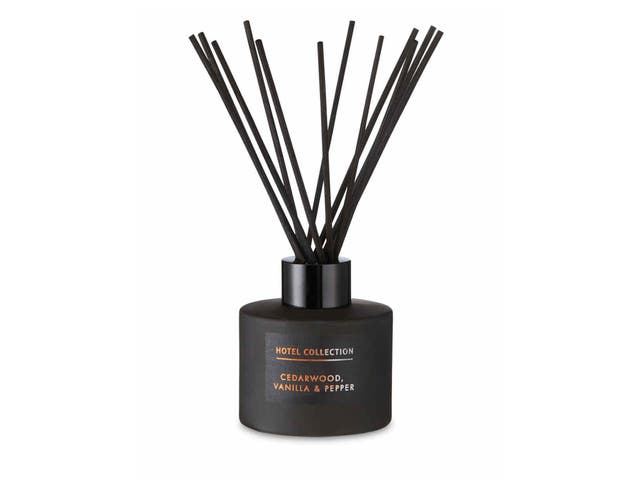 Aldi’s The White Company candle and reed diffuser dupes | The Independent