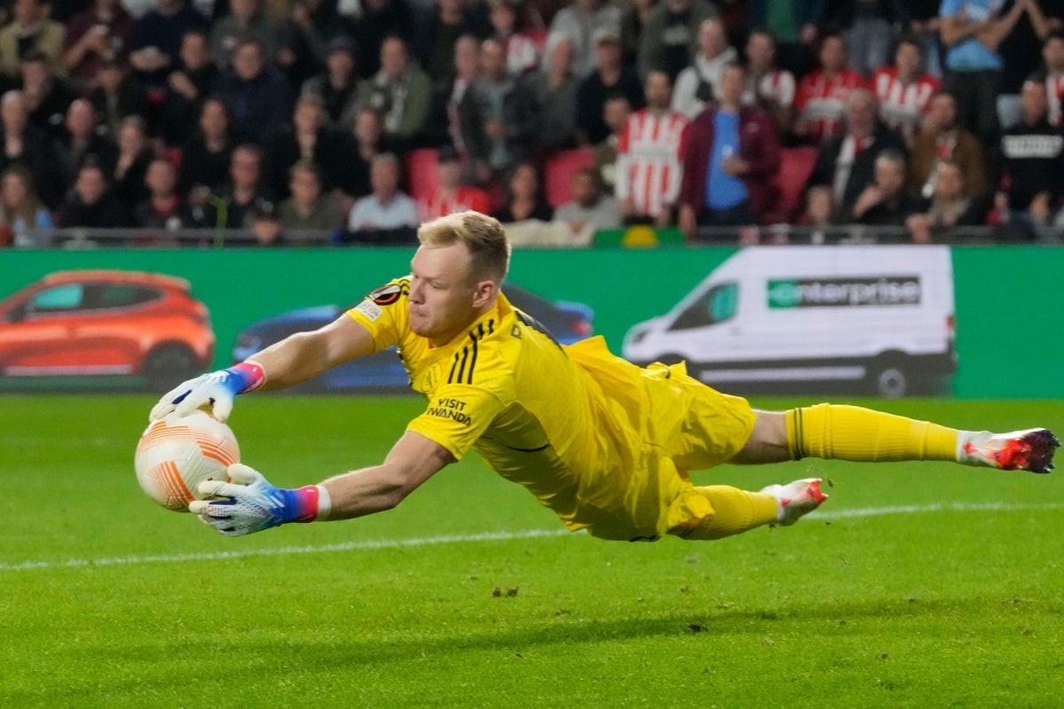 Arsenal keeper Ramsdale vows to oust Pickford as England No 1: 'By no means  am I second choice