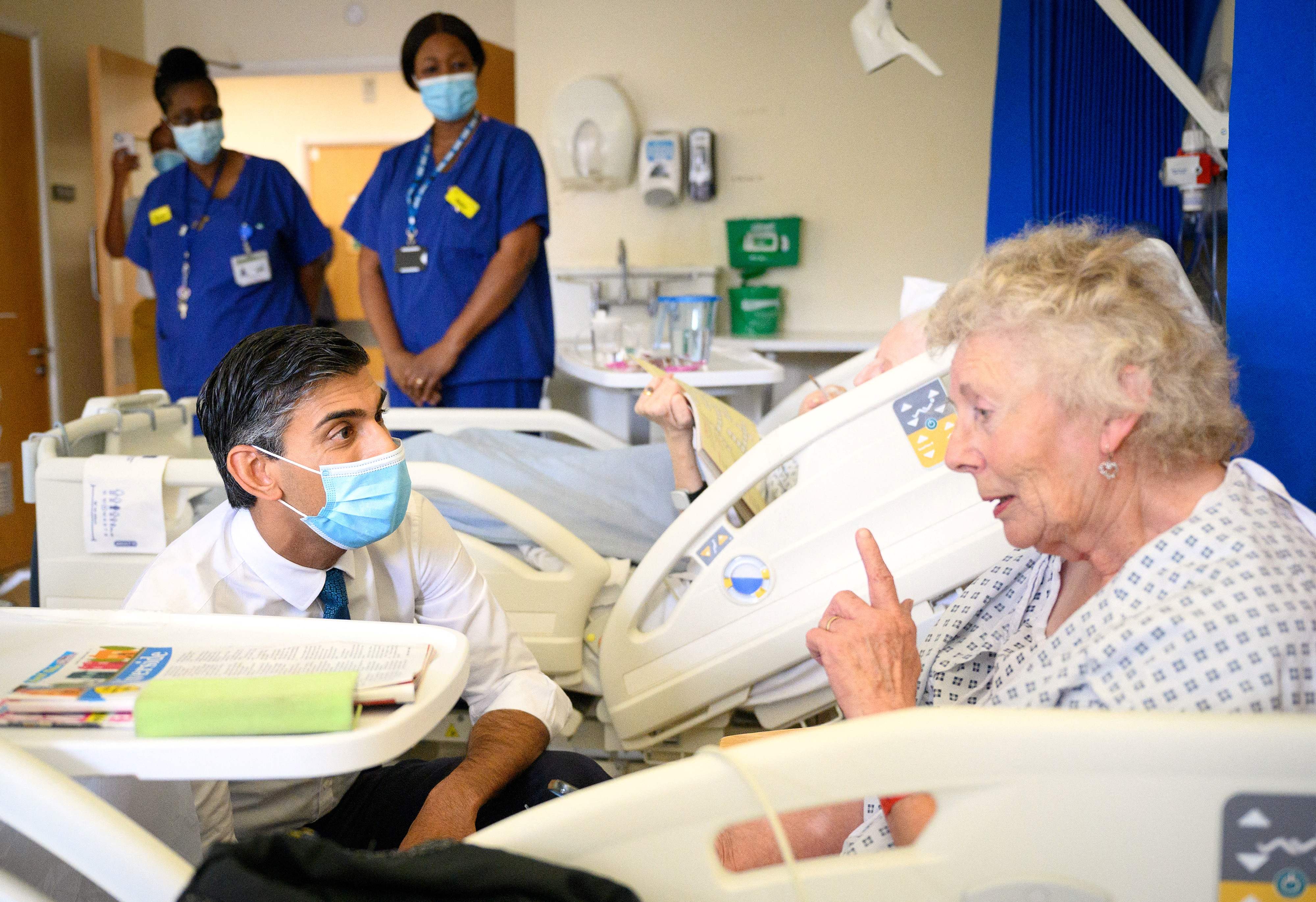 Patient Catherine Poole told Rishi Sunak during a hospital visit that he was not doing enough to help the NHS