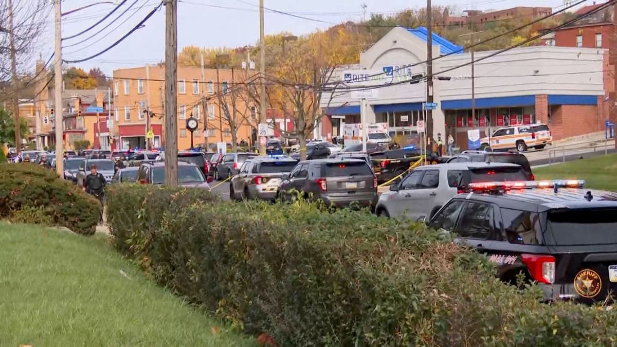‘Active scene’ in Pittsburgh after six shot near church where funeral of shooting victim taking place ‘Active scene’ in Pittsburgh after six shot near church where funeral of shooting victim taking place