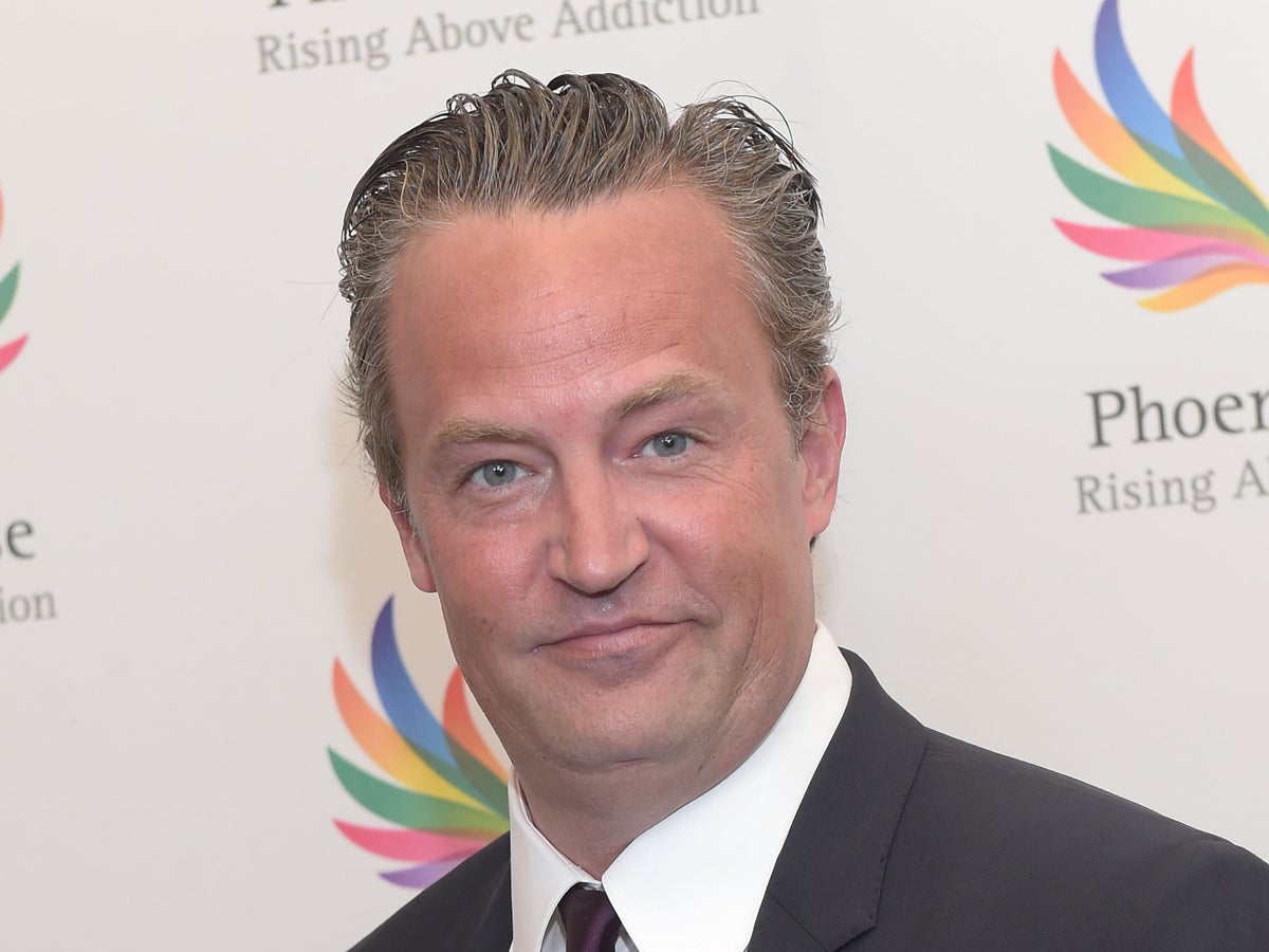 Matthew Perry reveals he used to steal prescription pills from open houses