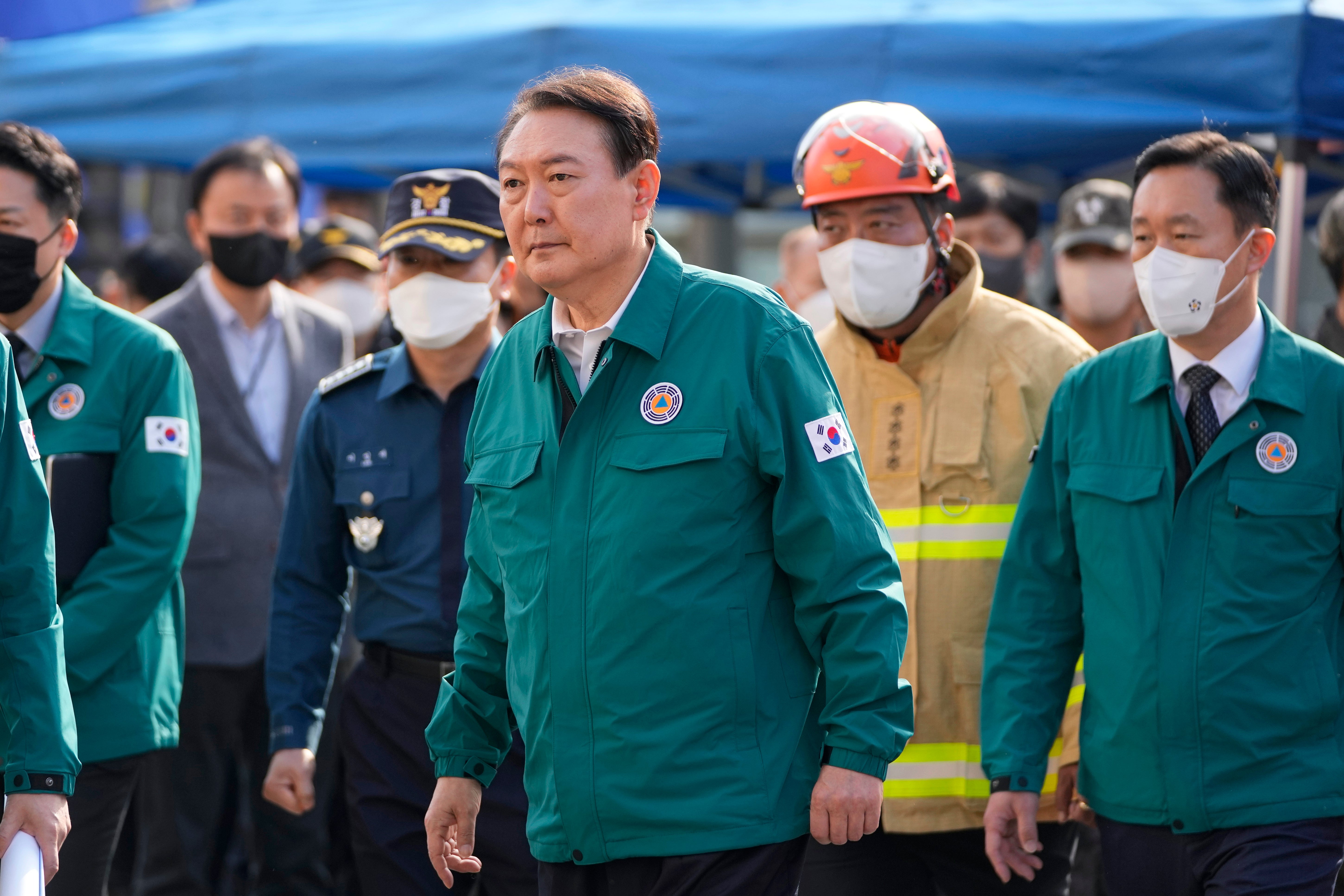 South Korean President Yoon Suk Yeol visited the scene on Sunday morning