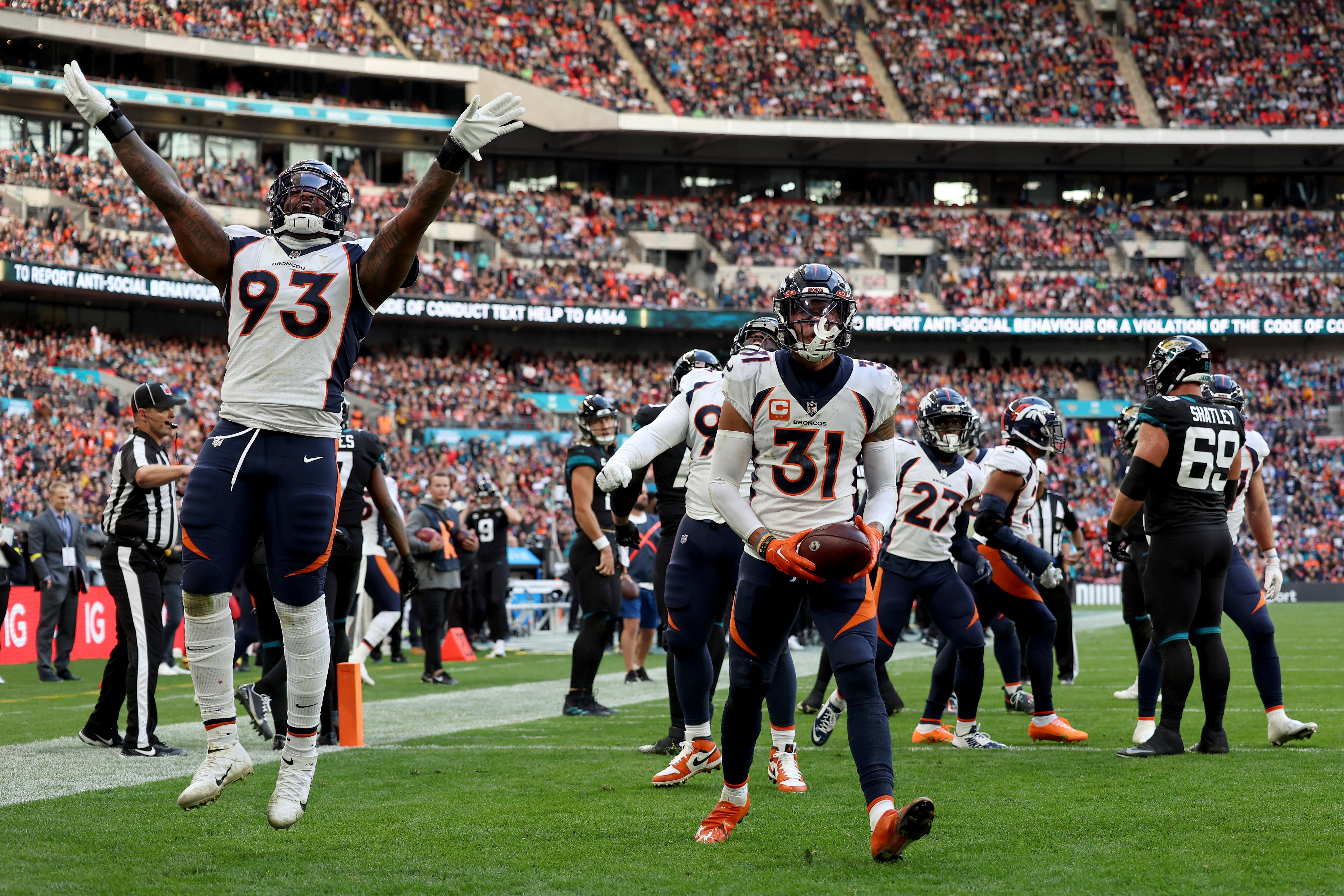 Denver Broncos edge past Jacksonville Jaguars in front of NFL-record  international crowd at Wembley
