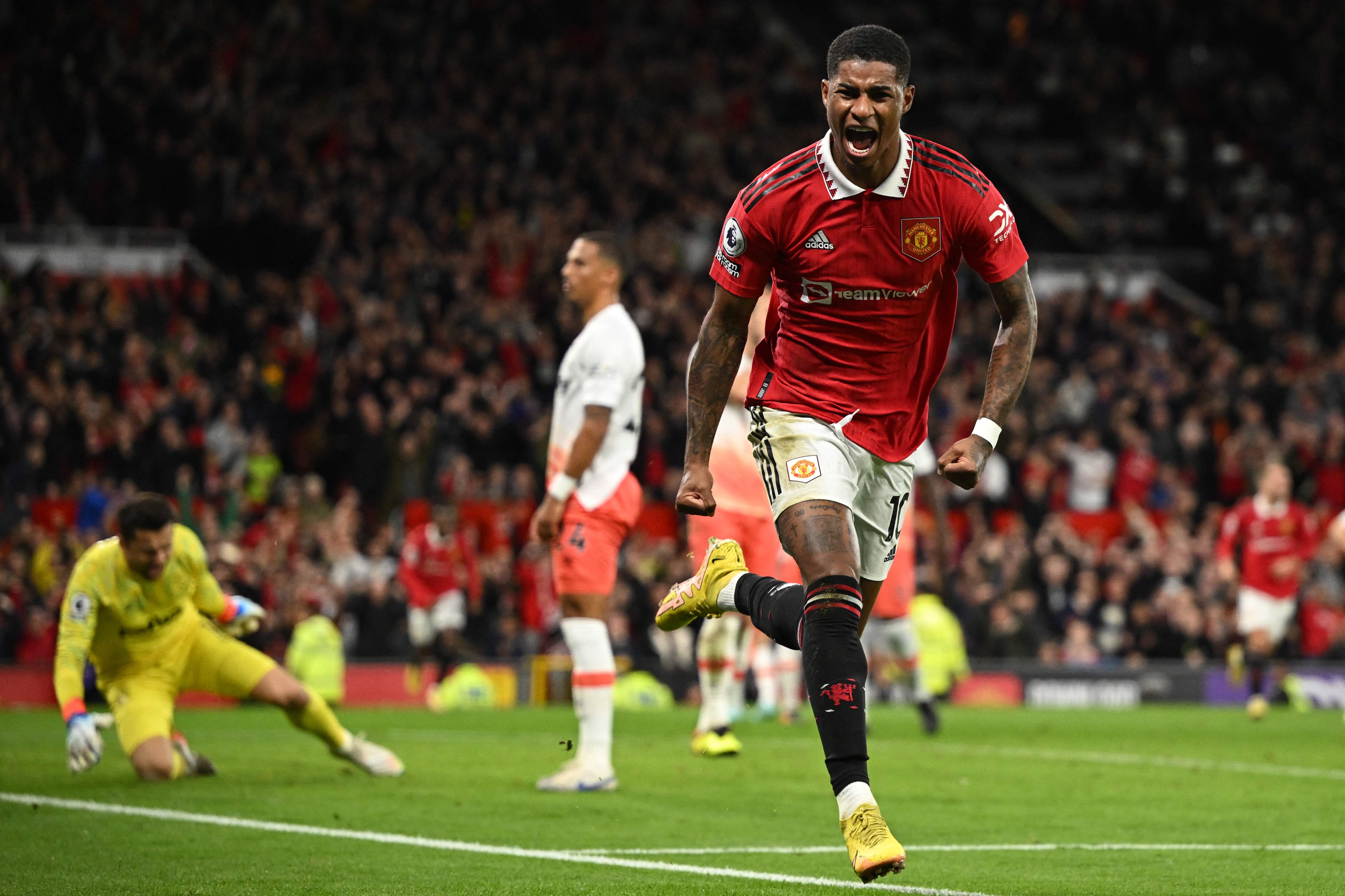 Marcus Rashford celebrates after scoring