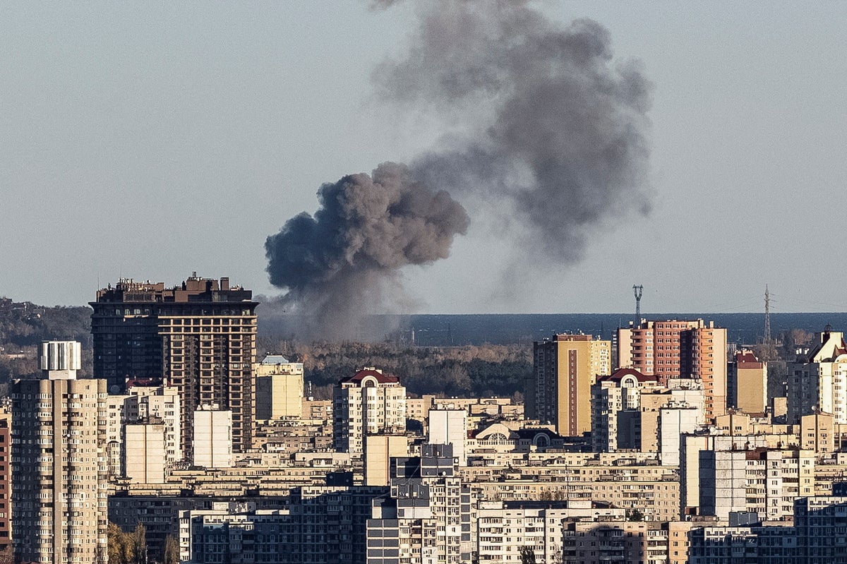 Ukraine news – live: UN watchdog starts ‘dirty bomb’ inspections in Kyiv
