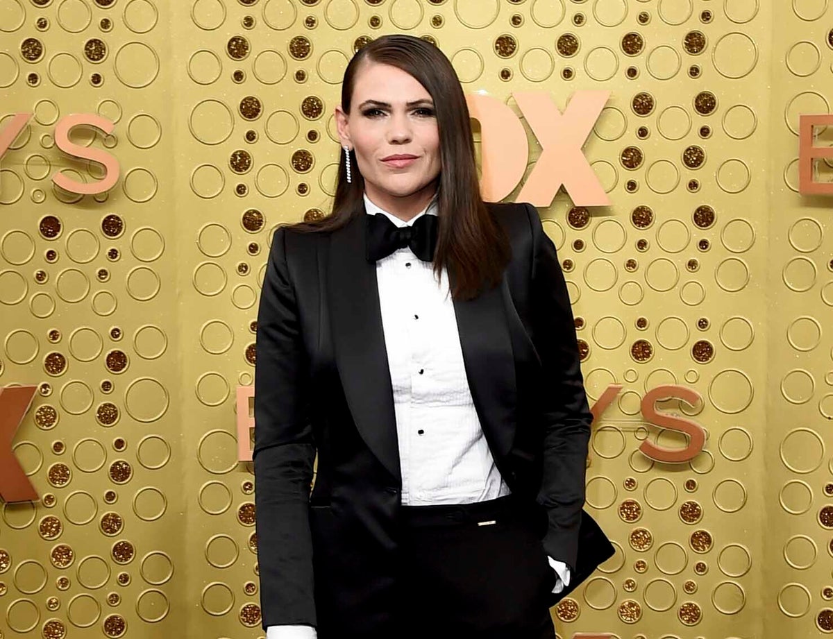 Clea DuVall returns to 'High School' with duo Tegan and Sara thumbnail