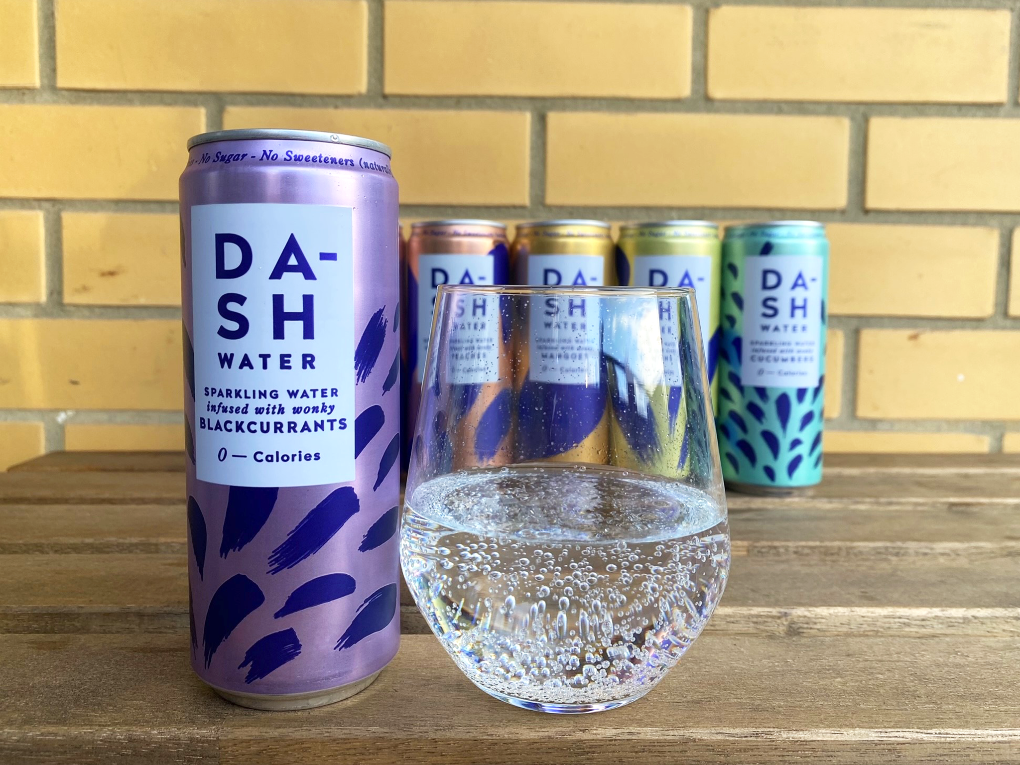 Dash Water Mixed Pack - 16 x Flavoured Sparkling Spring Water