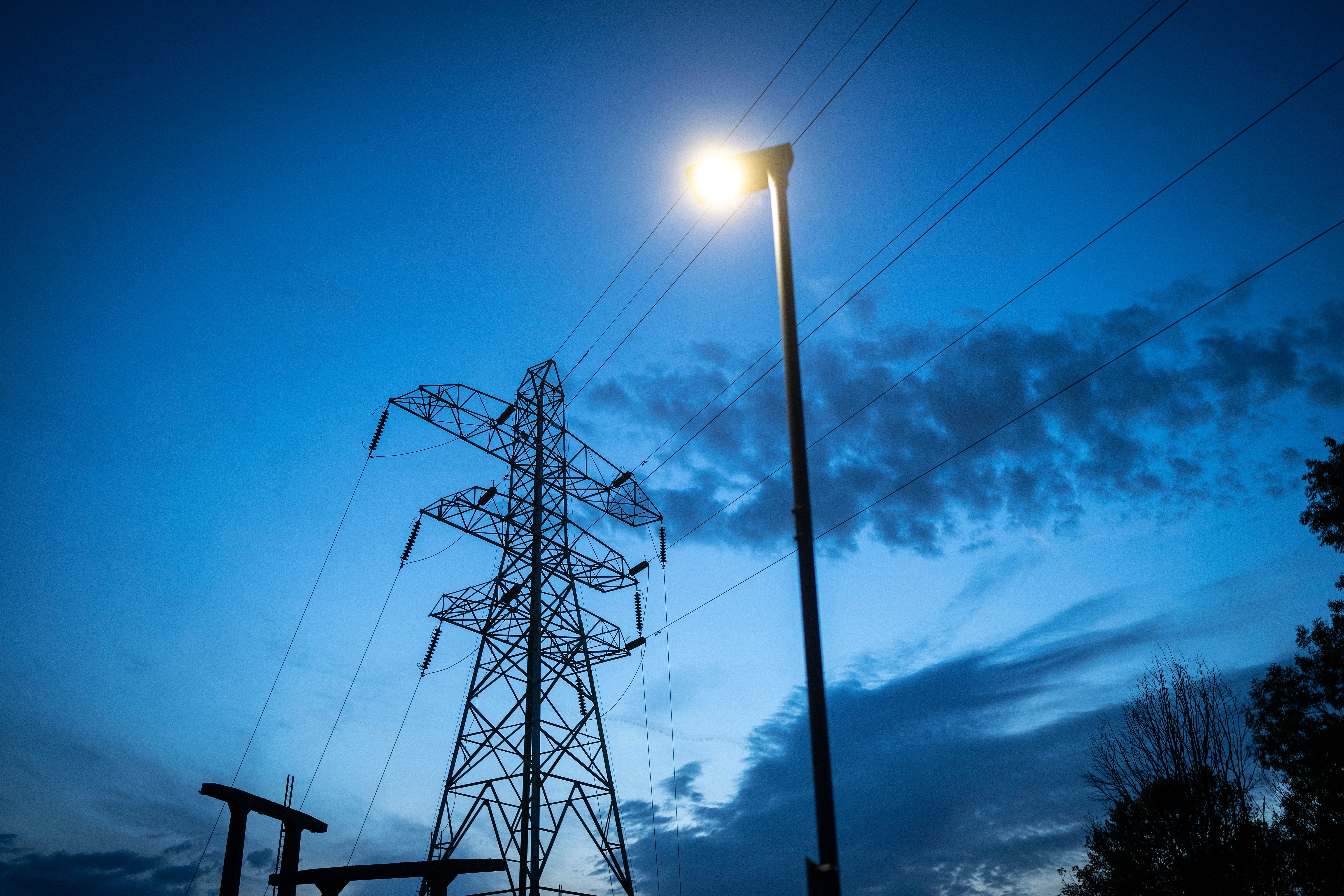 Electricity Blackout Warnings: Navigating The Looming Threat To Modern Society
