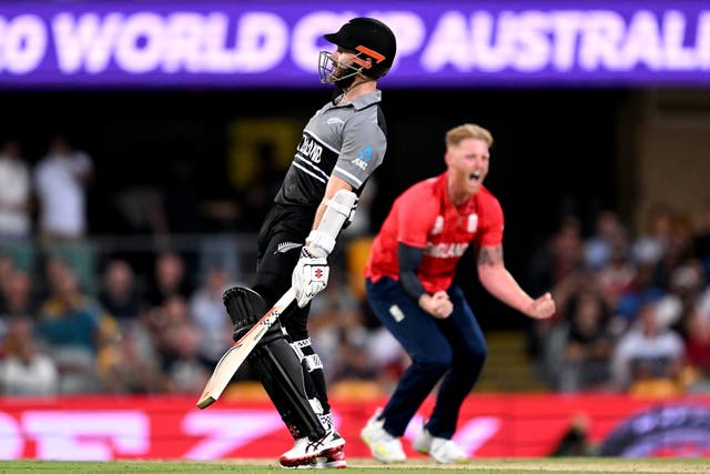 <p>England kept their T20 World Cup hopes alive with a hard-won victory in Brisbane </p>