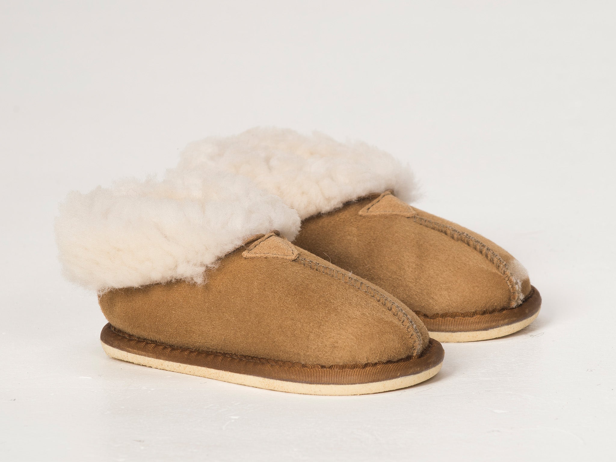 Celtic & Co sheepskin slippers 