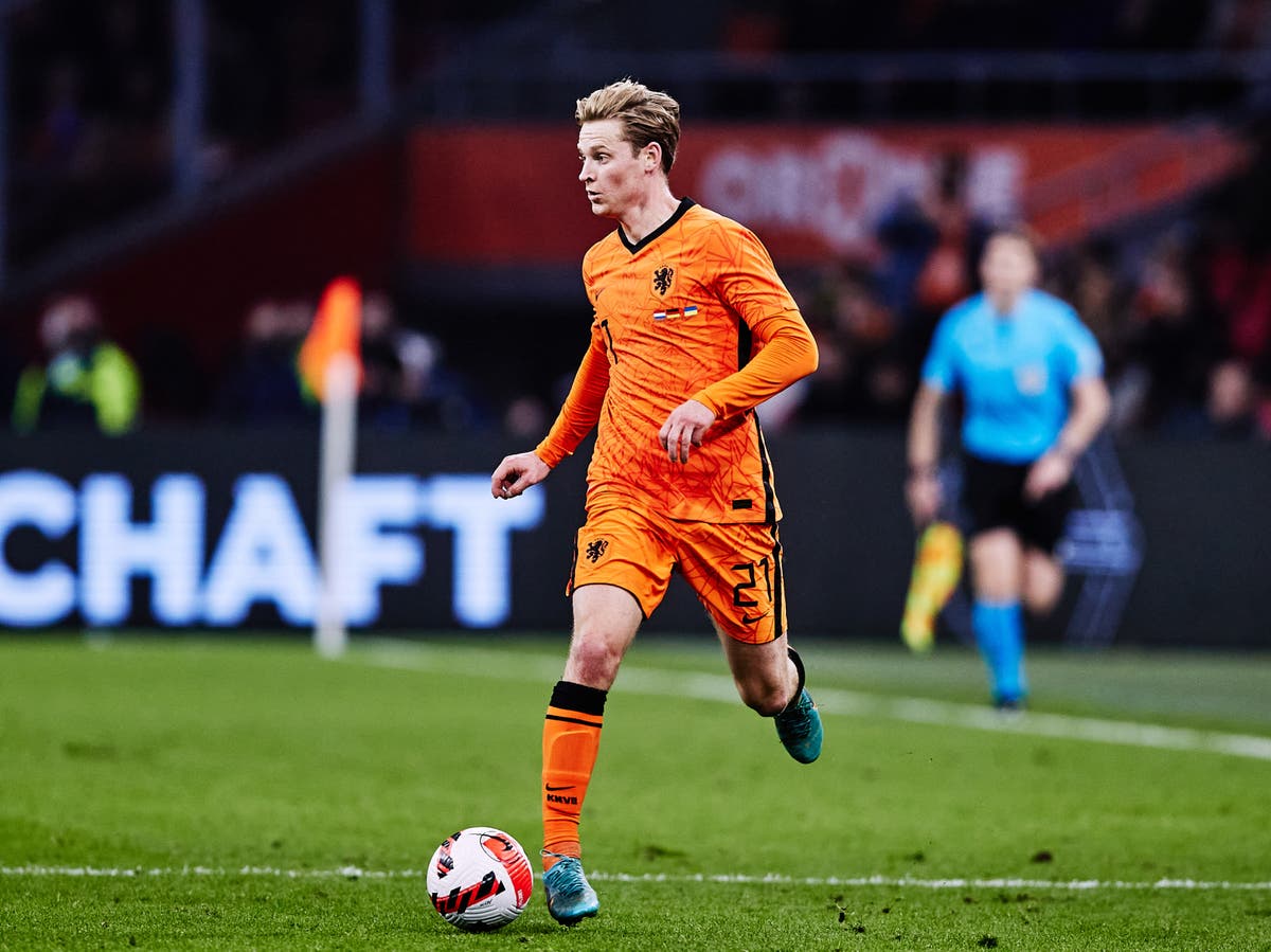Frenkie de Jong The key midfielder Louis van Gaal breaks his golden