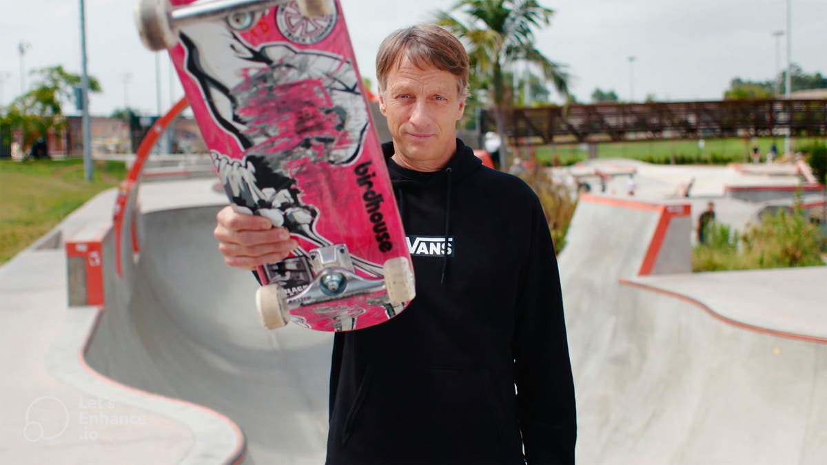 Tony Hawk uses skateboarding to teach community organizing