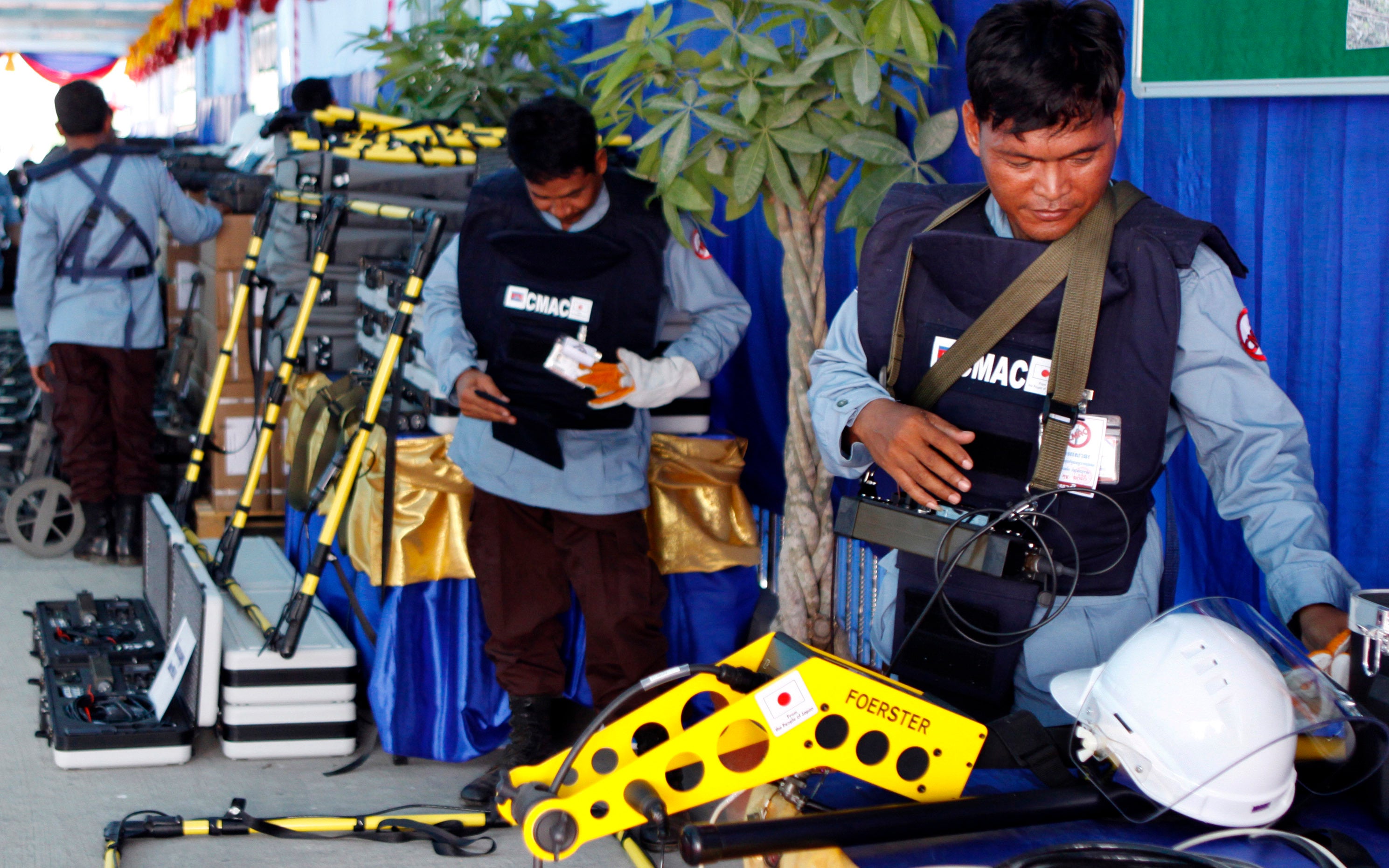 Cambodia Ukraine Land Mines