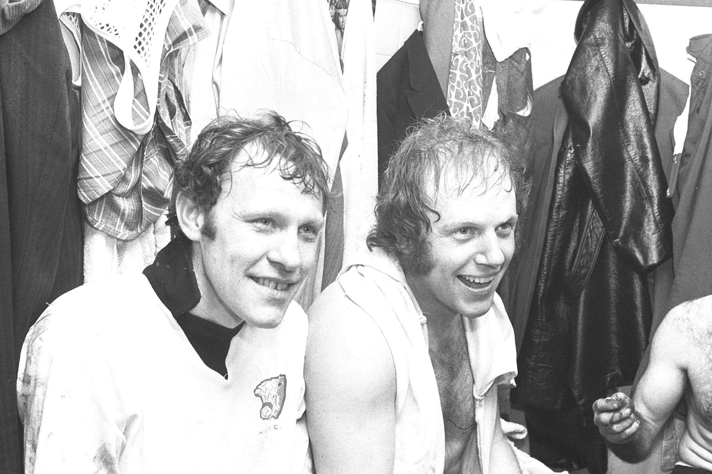 Ronnie Radford (left) has died at the age of 79