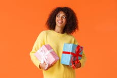 6 things to do right now to save money for Christmas