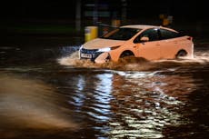 UK weather: Met Office warns of flooding as heavy rain to lash country for days