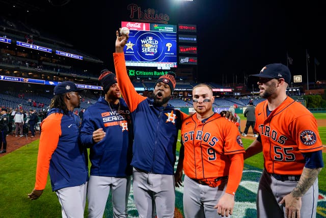 Fans celebrate Houston Astros' World Series win with parade National News -  Bally Sports