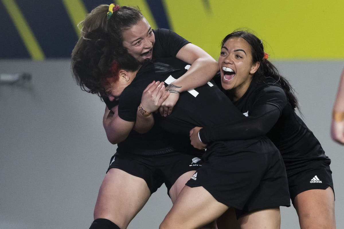 France miss late penalty as New Zealand win thriller to reach World Cup final