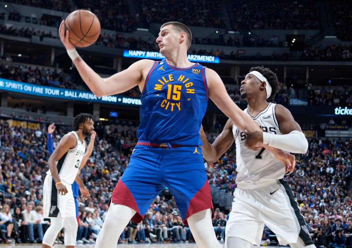 Hyland has 24 points;  The nuggets run over the spurs