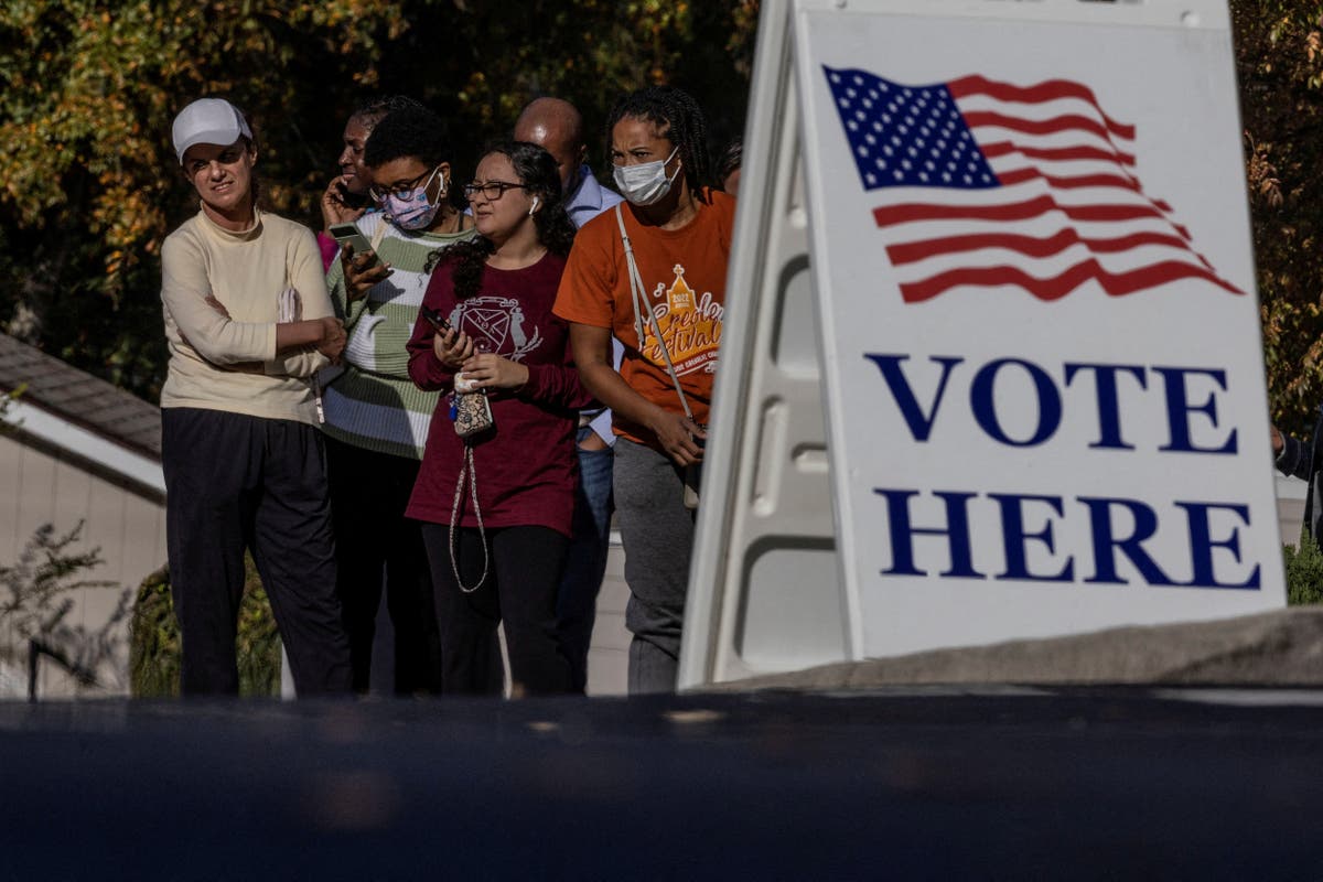 More than 2.5 million Georgians have cast early votes, setting new record