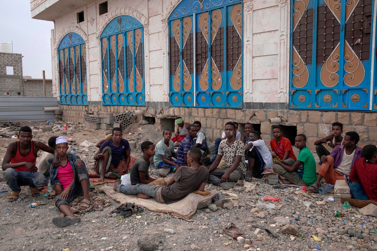 UN: 3 dead, 28 missing after migrant raft sinks off of Yemen