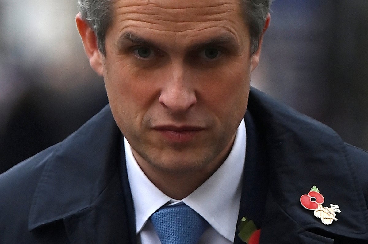 Gavin Williamson news – live: ‘Slit your throat’ comments ‘unacceptable’ if true, says minister